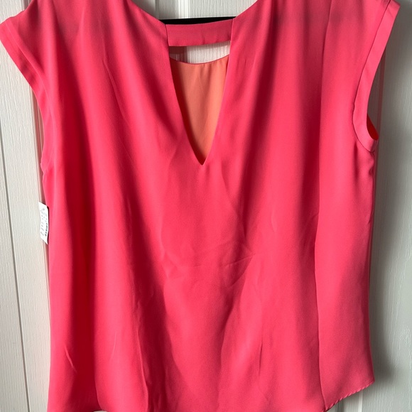 NWT Maurice’s Reversible Cap Sleeve Blouse Size Medium - Picture 3 of 7